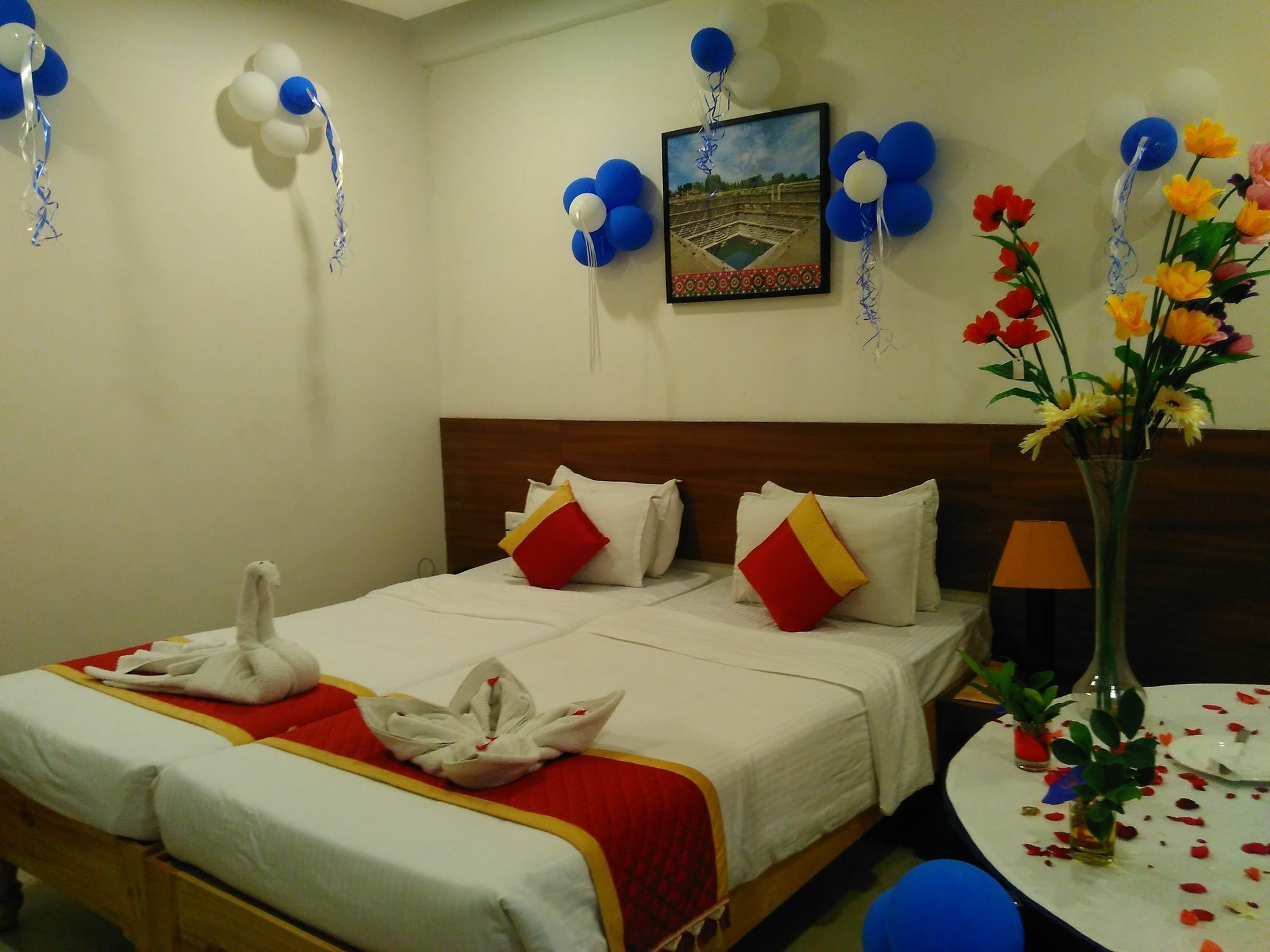 คล้ากส์ อินน์ ฮัมปี Kamalapur ภายนอก รูปภาพ